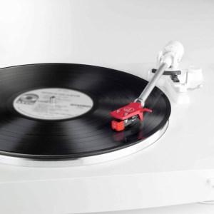 Audio-Technica AT-LP3WH Fully Automatic Belt-Drive Stereo Turntable
