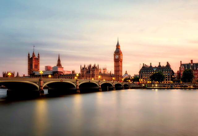 Big Ben Bridge Castle City